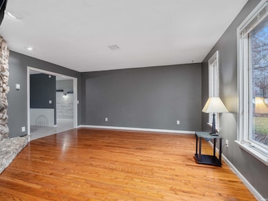 2103 Skyhawk Dr, Fort Wayne, IN 46815 - photo 6