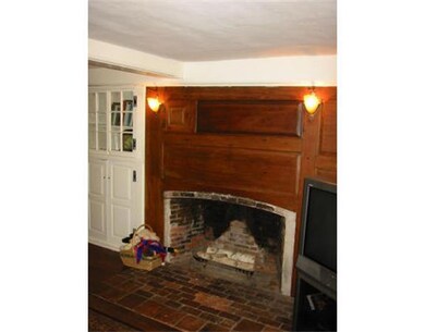 368 Pleasant St unit 1, Pembroke, MA 02359 - photo 6