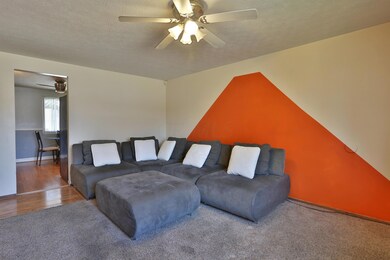 2263-Cardston-09