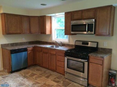 803 Meetinghouse Ct, Cinnaminson, NJ 08077 - photo 2