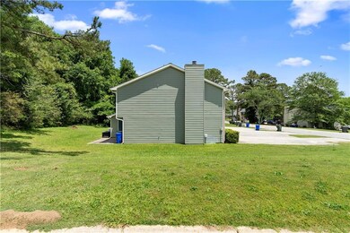 675 Hunting Creek Ln SE, Conyers, GA 30013 - photo 5