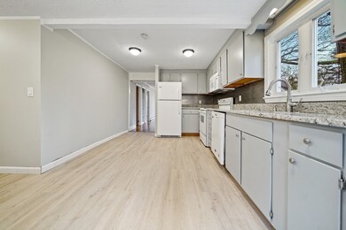 205 Eliot St, Ashland, MA 01721 - photo 4