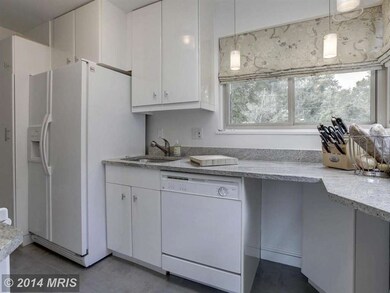 3188 Plyers Mill Rd, Kensington, MD 20895 - photo 7