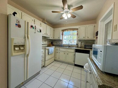 5300 Washington St unit L240, Hollywood, FL 33021 - photo 2