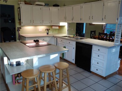 211 Greenwood Dr, Wakefield, RI 02879 - photo 6