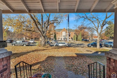 916 SW Polk St, Topeka, KS 66612 - photo 5