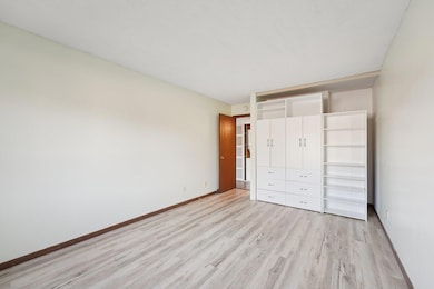 7501 W 101st St unit 120, Bloomington, MN 55438 - photo 5