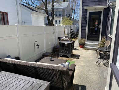 108 State St, Newburyport, MA 01950 - photo 2