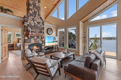 Floor to Ceiling Gas Fireplace