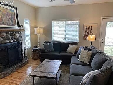 unlisted-address, Bend, OR 97701 - photo 5