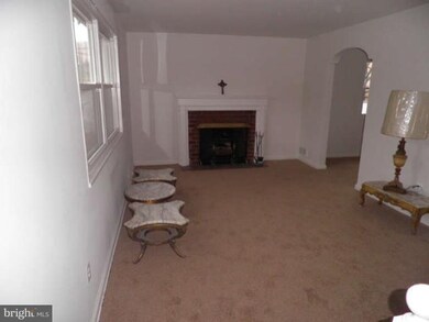 702 Sheridan St, Hyattsville, MD 20783 - photo 3