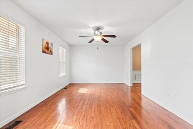 07-Living Room