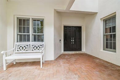 3155 Lake Ellen Dr, Tampa, FL 33618 - photo 6