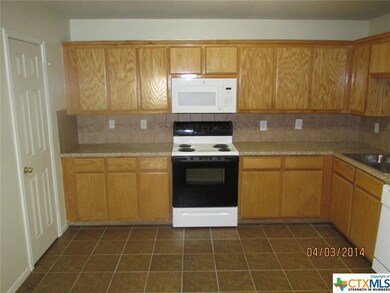 4107 Shasta unit B, Copperas Cove, TX 76522 - photo 3