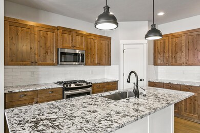 4442 SW Badger Creek Dr, Redmond, OR 97756 - photo 3