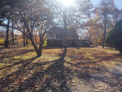 Looking at house from driveway
