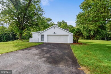 6405 Stallion Rd, Clifton, VA 20124 - photo 3