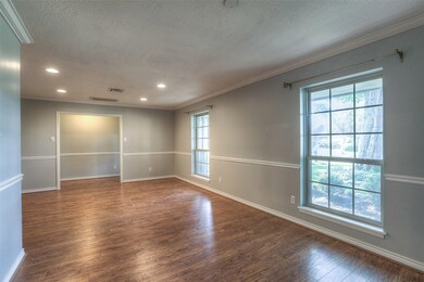 1122 Creekmont Dr, Houston, TX 77091 - photo 6