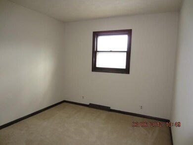 10626 Oakland Dr, Portage, MI 49024 - photo 7