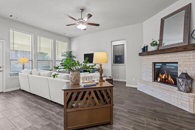 413 Vaquero St, Weatherford, TX 76087 - photo 7