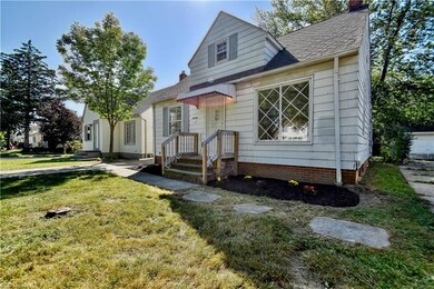 19704 Libby Rd, Maple Heights, OH 44137 - photo 3