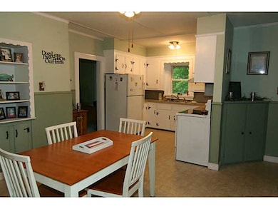 35 Payan St, West Warwick, RI 02893 - photo 6