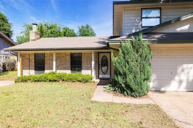 928 Columbus Ct, Bedford, TX 76022 - photo 3