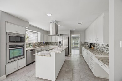 11947 Briar Forest Dr, Houston, TX 77077 - photo 7