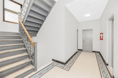 29 Convent Ave unit 24, New York, NY 10027 - photo 5