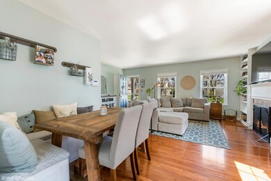 434 N Elm Ave, Elmhurst, IL 60126 - photo 4