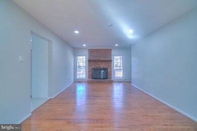 2509 Freetown Dr, Reston, VA 20191 - photo 4