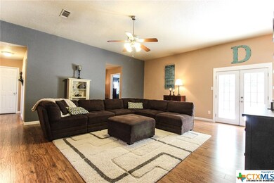 7409 Upland Bend Dr, Temple, TX 76502 - photo 3