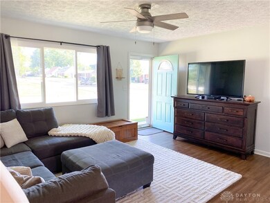 1493 Oshaughnesy Dr, Xenia, OH 45385 - photo 4