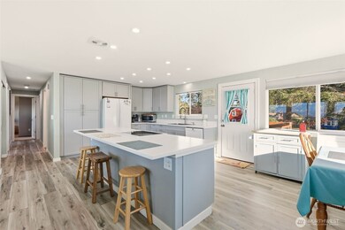 1975 Island View Rd, Oak Harbor, WA 98277 - photo 7