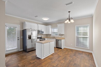 10 Nomad Cir, Kinsey, AL 36303 - photo 2