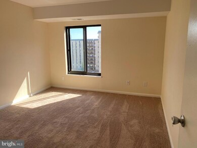 Woodlake Towers unit 703, Falls Church, VA 22044 - photo 5