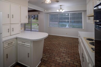 832 Loftin St, Tyler, TX 75701 - photo 4