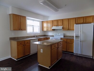 6207 Deep Earth Ln, Columbia, MD 21045 - photo 4