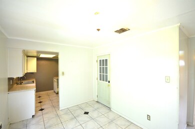 8211 Lawn St, Houston, TX 77088 - photo 6