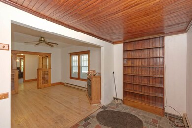 8 Mohawk Ave, Rensselaer, NY 12144 - photo 6