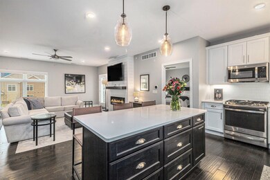 616 Boardwalk Ln, Dexter, MI 48130 - photo 3