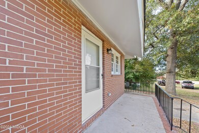1590 Canterbury-00427