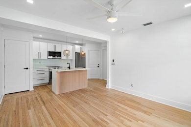 401 NE 2nd Ave unit 6, Delray Beach, FL 33444 - photo 6