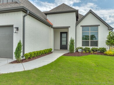 3811 W Tucson Place, Broken Arrow, OK 74011 - photo 6