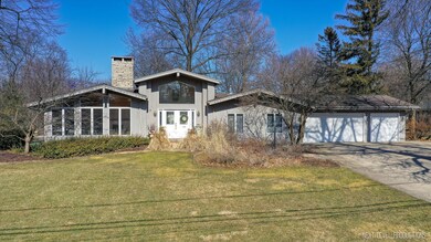 27W724 North Ln, Naperville, IL 60540 - photo 3