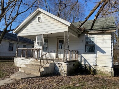 813 S Shipley St, Muncie, IN 47302 - photo 2