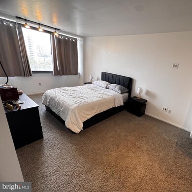 The Olympus unit 711, Alexandria, VA 22304 - photo 7