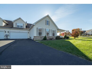 2047 Rose Dr, Pennsburg, PA 18073 - photo 4