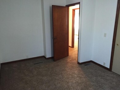 Bedroom 1-1.jpg