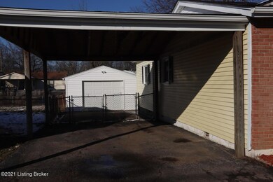 6113 Theiler Ln, Louisville, KY 40229 - photo 4